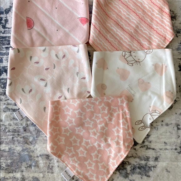 NWT BABY BANDANA BIBS - Picture 4 of 7